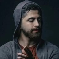 علیرضا پویا