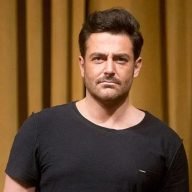 محمدرضا گلزار